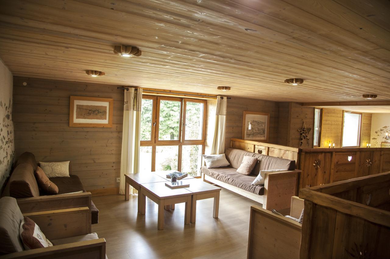 Chalet La Ferme De Noemie Mercury ภายนอก รูปภาพ