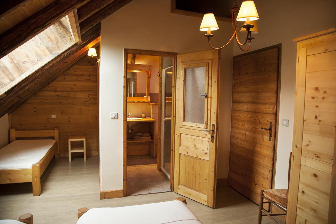 Chalet La Ferme De Noemie Mercury ภายนอก รูปภาพ